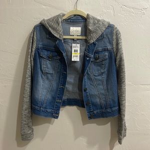 Never worn Jessica Simpson jean jacket with hood, size M